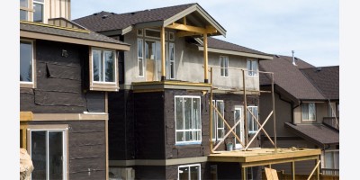 CMHC: Tốc độ khởi công xây dựng nhà ở hàng năm trong tháng 4 tăng 30% so với tháng 3