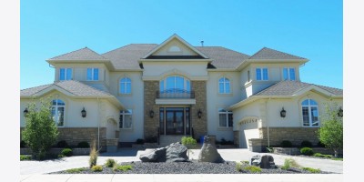 Bất động sản hạng sang vẫn kiên cường ở Canada bất chấp chiến tranh thương mại