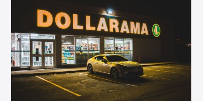 “Tôi có thể dùng số tiền đó để mua các thực phẩm khác”: Người Canada chuyển sang mua sắm tại Dollarama giữa bối cảnh giá cả leo thang
