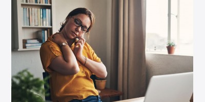 Nghề tay trái đang khiến bạn kiệt sức? Khi nào nên quyết định "buông tay"